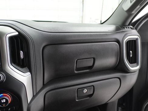 Used 2021 Chevrolet Silverado 1500 RST w/ Texas Edition Plus RWD image 17