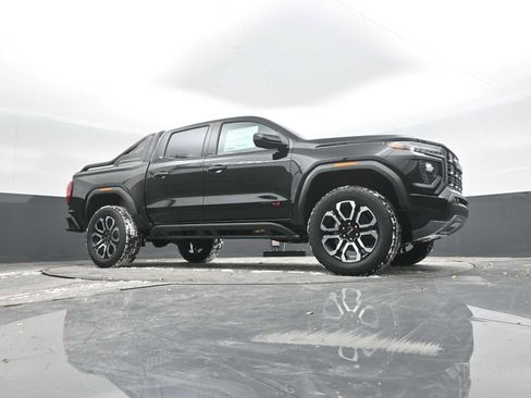New 2026 GMC Canyon AT4 w/ Nightfall Edition image 40