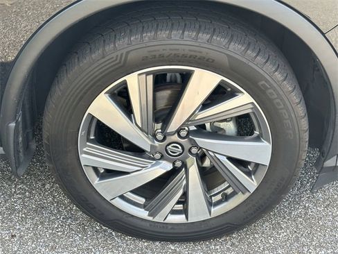 Used 2021 Nissan Murano SL w/ SL Moonroof Package image 12