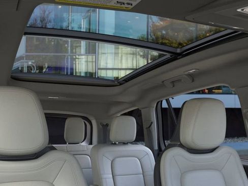 New 2026 Lincoln Aviator Reserve w/ Luxury Package image 22