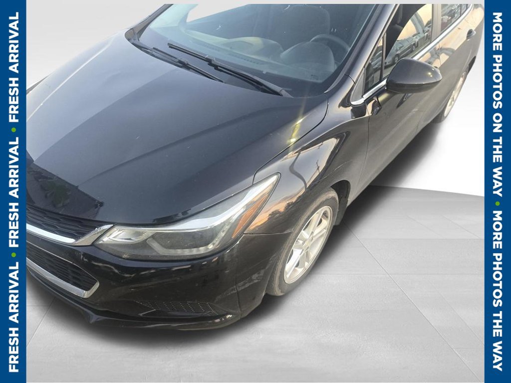 Used 2017 Chevrolet Cruze LT w/ Sun And Sound Package FWD image 1
