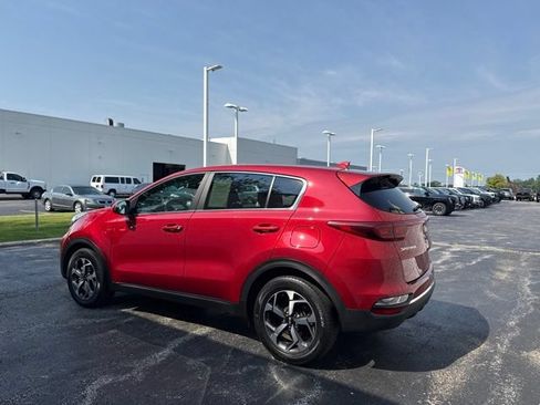 Used 2022 Kia Sportage LX FWD image 4