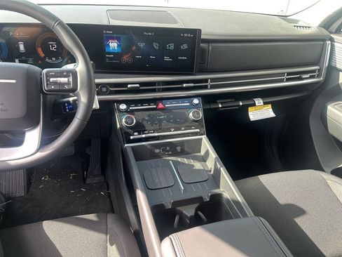 New 2026 Hyundai Santa Fe SE FWD image 11