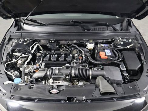 Used 2022 Honda Accord Sport image 15
