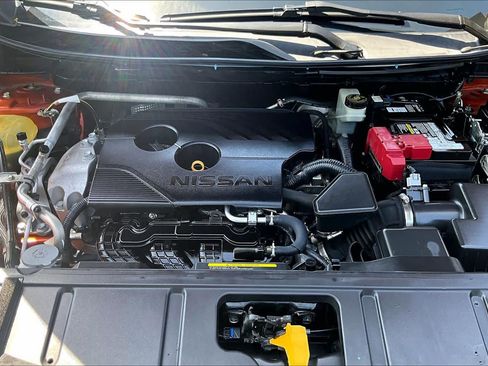 Used 2021 Nissan Rogue Platinum FWD image 30
