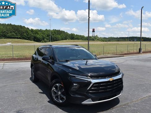 Used 2023 Chevrolet Blazer LT w/ Convenience Package FWD image 1