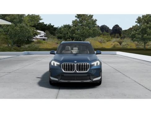 New 2026 BMW X1 xDrive28i w/ Technology Package image 3