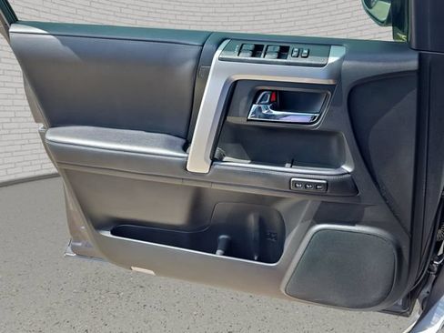 Used 2022 Toyota 4Runner Limited RWD image 27