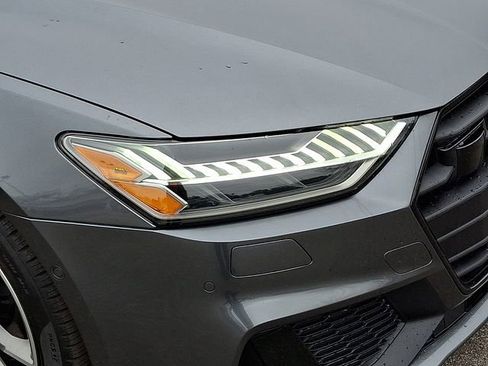 Used 2021 Audi A7 e Premium Plus w/ Executive Package image 12