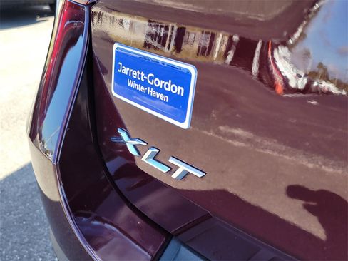 Certified 2022 Ford Explorer XLT w/ Equipment Group 202A image 7