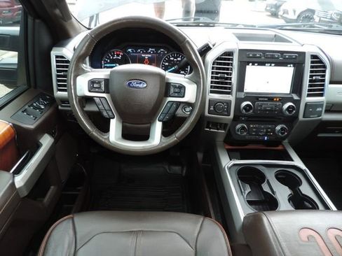 Used 2017 Ford F250 King Ranch w/ King Ranch Ultimate Package AWD/4WD image 26