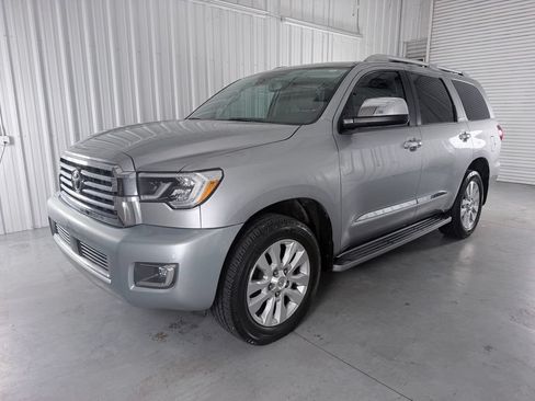 Used 2018 Toyota Sequoia Platinum AWD/4WD image 1