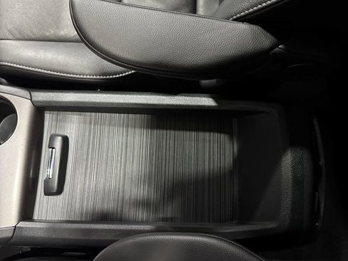 Used 2022 Honda Pilot Special Edition image 17