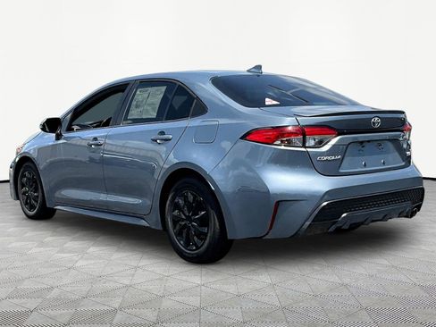 Used 2021 Toyota Corolla SE FWD image 4