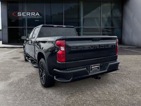 Used 2024 Chevrolet Silverado 1500 Custom w/ Turbomax Blackout Package image 3