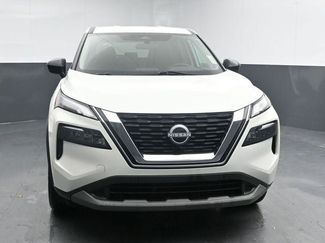 Used 2023 Nissan Rogue S video 4