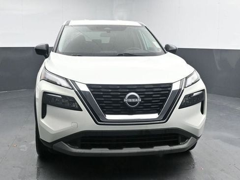 Used 2023 Nissan Rogue S image 4