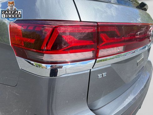 Used 2025 Volkswagen Atlas SE AWD/4WD image 21