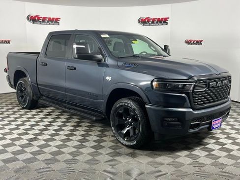 New 2026 RAM 1500 4x4 Crew Cab image 2