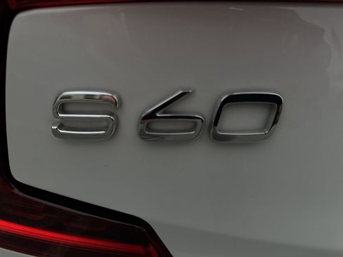 Used 2024 Volvo S60 B5 Plus w/ Climate Package image 33