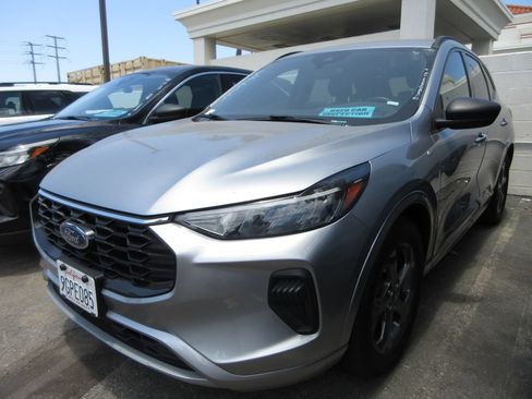 Certified 2023 Ford Escape ST-Line FWD image 1