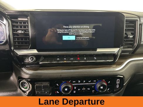 Used 2025 Chevrolet Silverado 1500 LT image 14