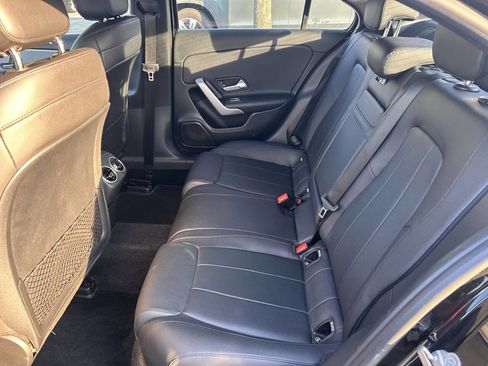 Used 2019 Mercedes-Benz A 220 image 7