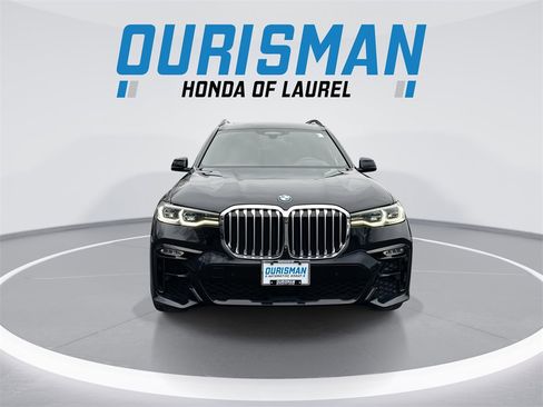 Used 2019 BMW X7 xDrive50i w/ M Sport Package image 3
