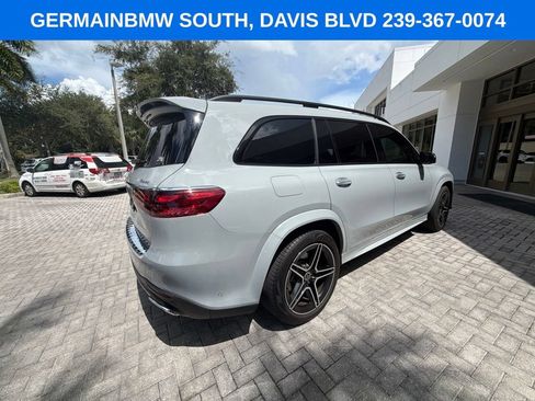Used 2025 Mercedes-Benz GLS 450 4MATIC image 12