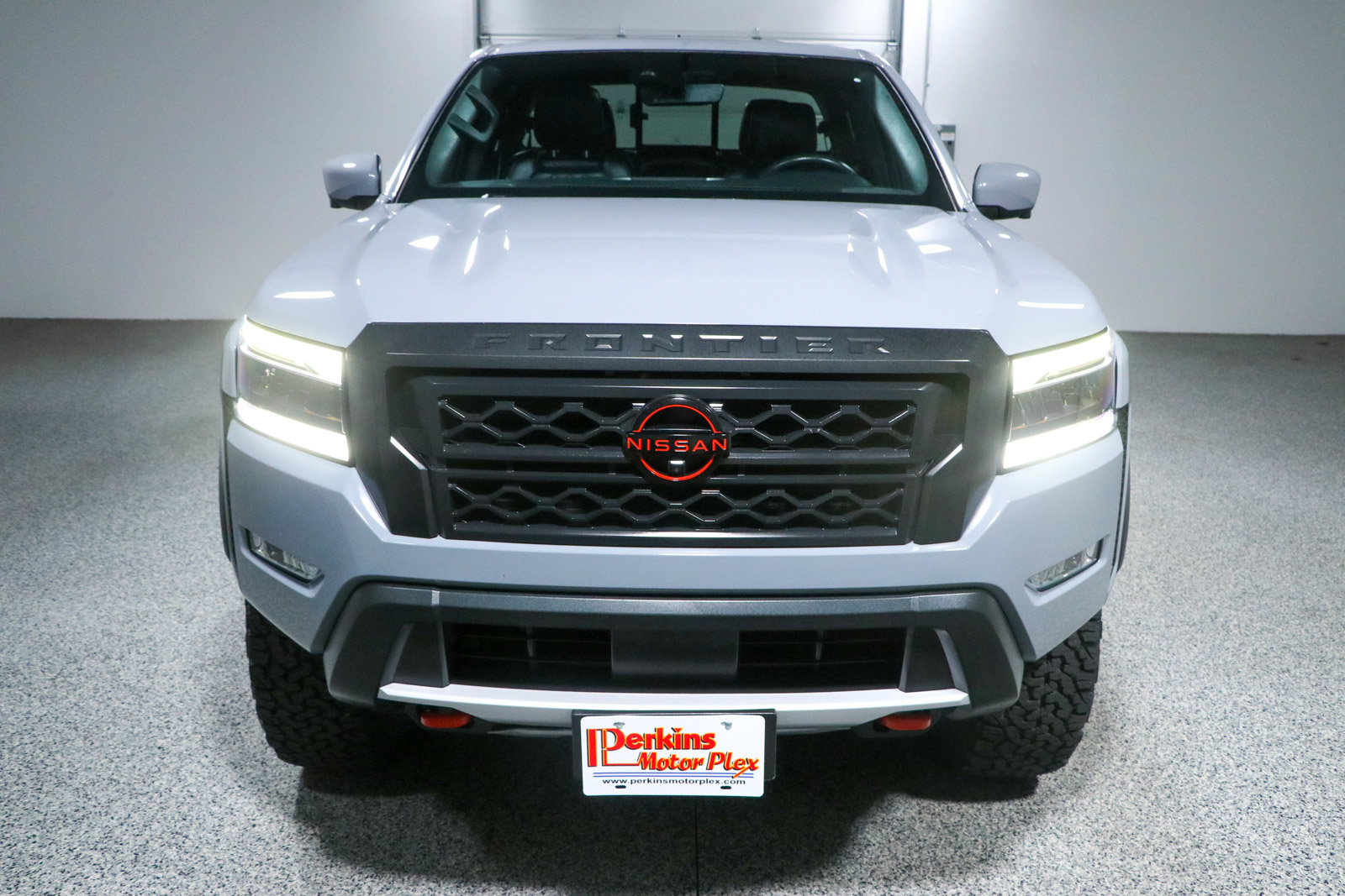 Used 2023 Nissan Frontier PRO-4X w/ Pro-4X Premium Package AWD/4WD image 4