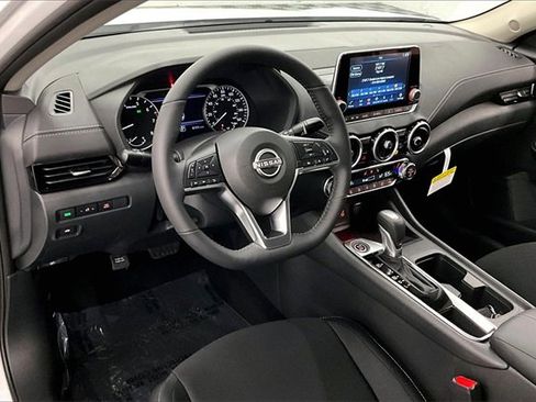 New 2025 Nissan Sentra SV w/ All-Weather Package image 6