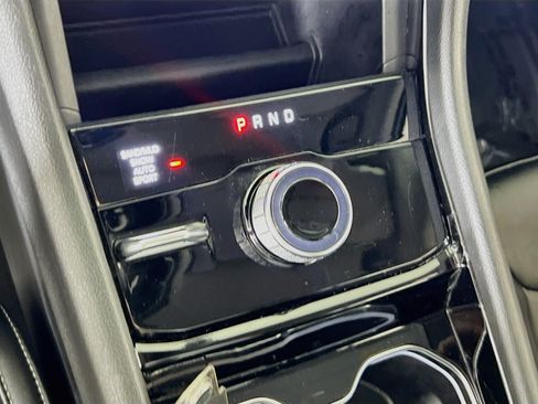 Used 2023 Jeep Grand Cherokee Limited AWD/4WD image 17