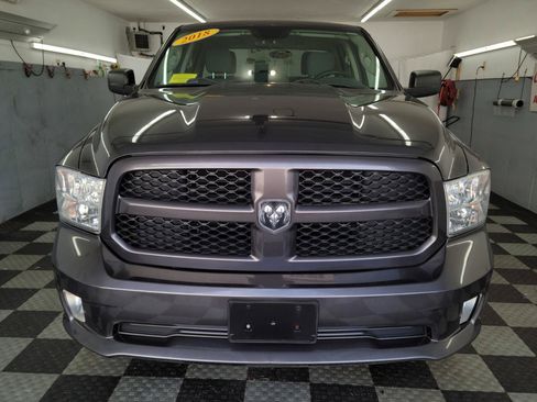 Used 2018 RAM 1500 Express w/ Express Value Package AWD/4WD image 9