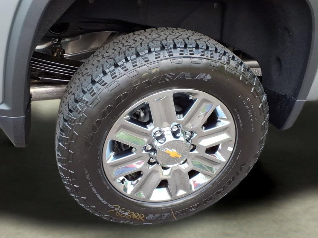 New 2026 Chevrolet Silverado 2500 High Country w/ High Country Premium Package AWD/4WD image 35