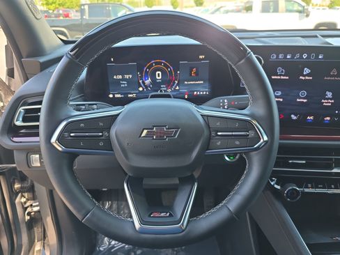 Used 2024 Chevrolet Traverse Z71 w/ Enhanced Driving Package AWD/4WD image 13