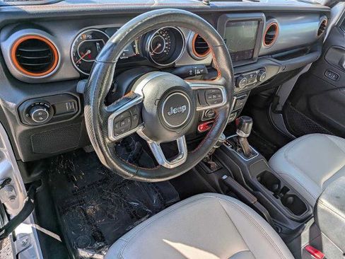 Used 2023 Jeep Gladiator Mojave w/ Cold Weather Group AWD/4WD image 2