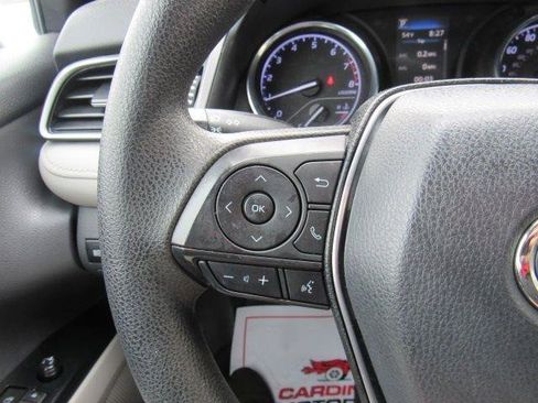 Used 2019 Toyota Camry LE image 13
