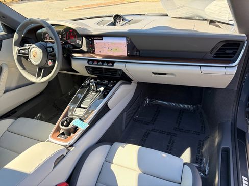 New 2026 Porsche 911 Carrera image 18