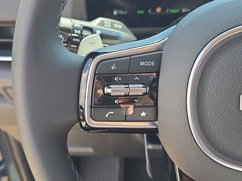 New 2026 Kia Carnival SX FWD image 33
