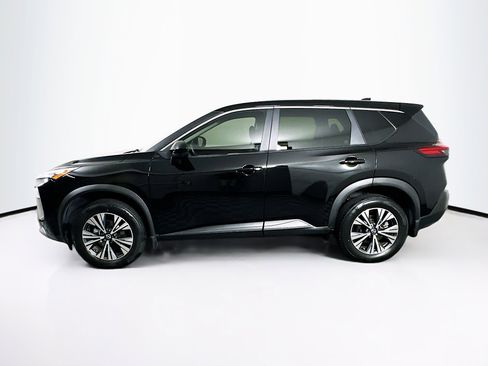 Used 2023 Nissan Rogue SV FWD image 4