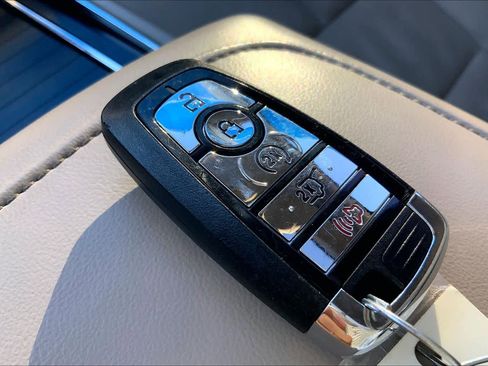 Used 2023 Lincoln Aviator Reserve w/ Elements Package Plus image 15