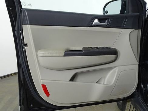 Used 2022 Kia Sportage LX image 16