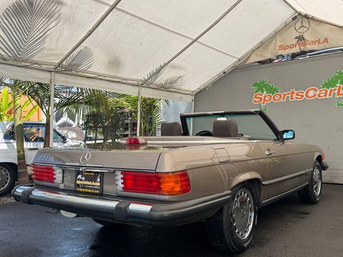 Used 1987 Mercedes-Benz 560 SL image 15