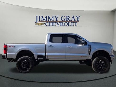 Used 2024 Ford F250 Platinum image 2