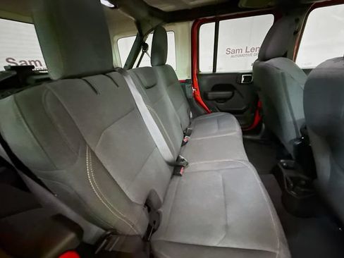 Used 2024 Jeep Wrangler Unlimited Sport AWD/4WD image 27