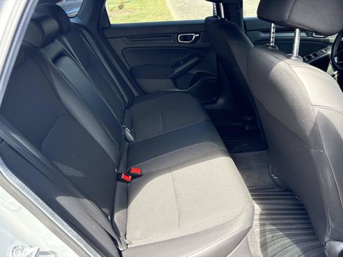 Used 2025 Honda Civic Sport image 32