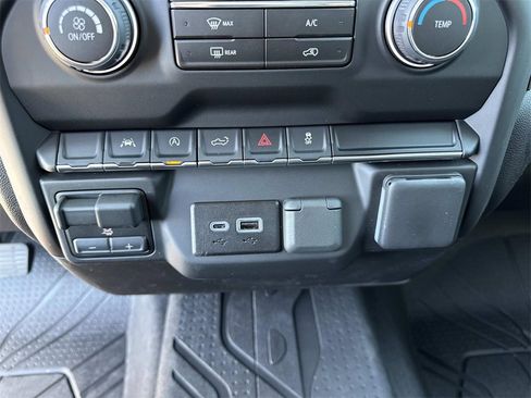 New 2026 Chevrolet Silverado 1500 Custom image 20