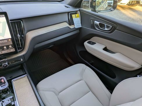 New 2026 Volvo XC60 B5 Plus w/ Protection Package Premier image 18