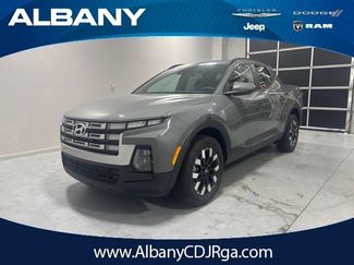 Used 2025 Hyundai Santa Cruz SEL FWD video 1
