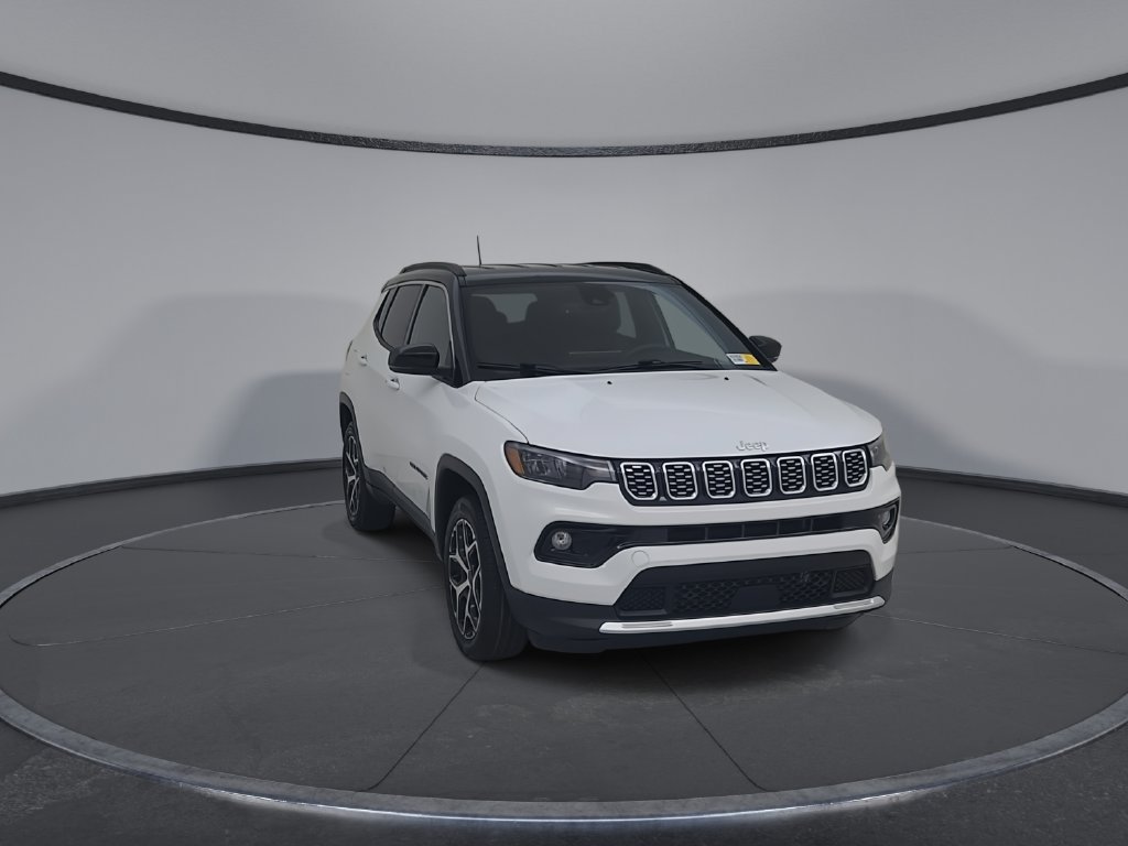 Certified 2025 Jeep Compass Limited AWD/4WD image 4